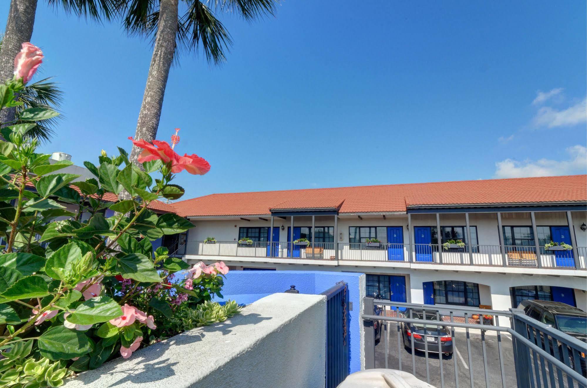 דסטין Beachside Inn מראה חיצוני תמונה